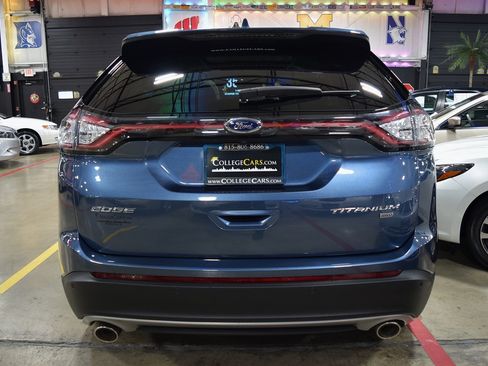 Used 2018 Ford Edge Titanium image 10