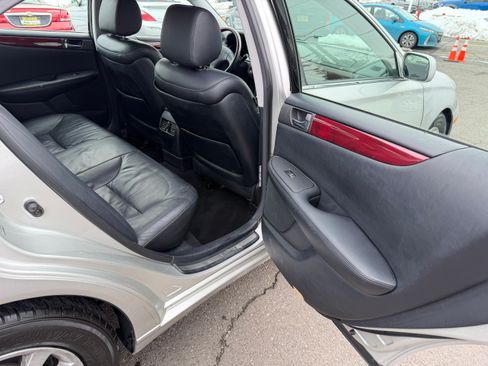 Used 2004 Lexus ES 330 image 19