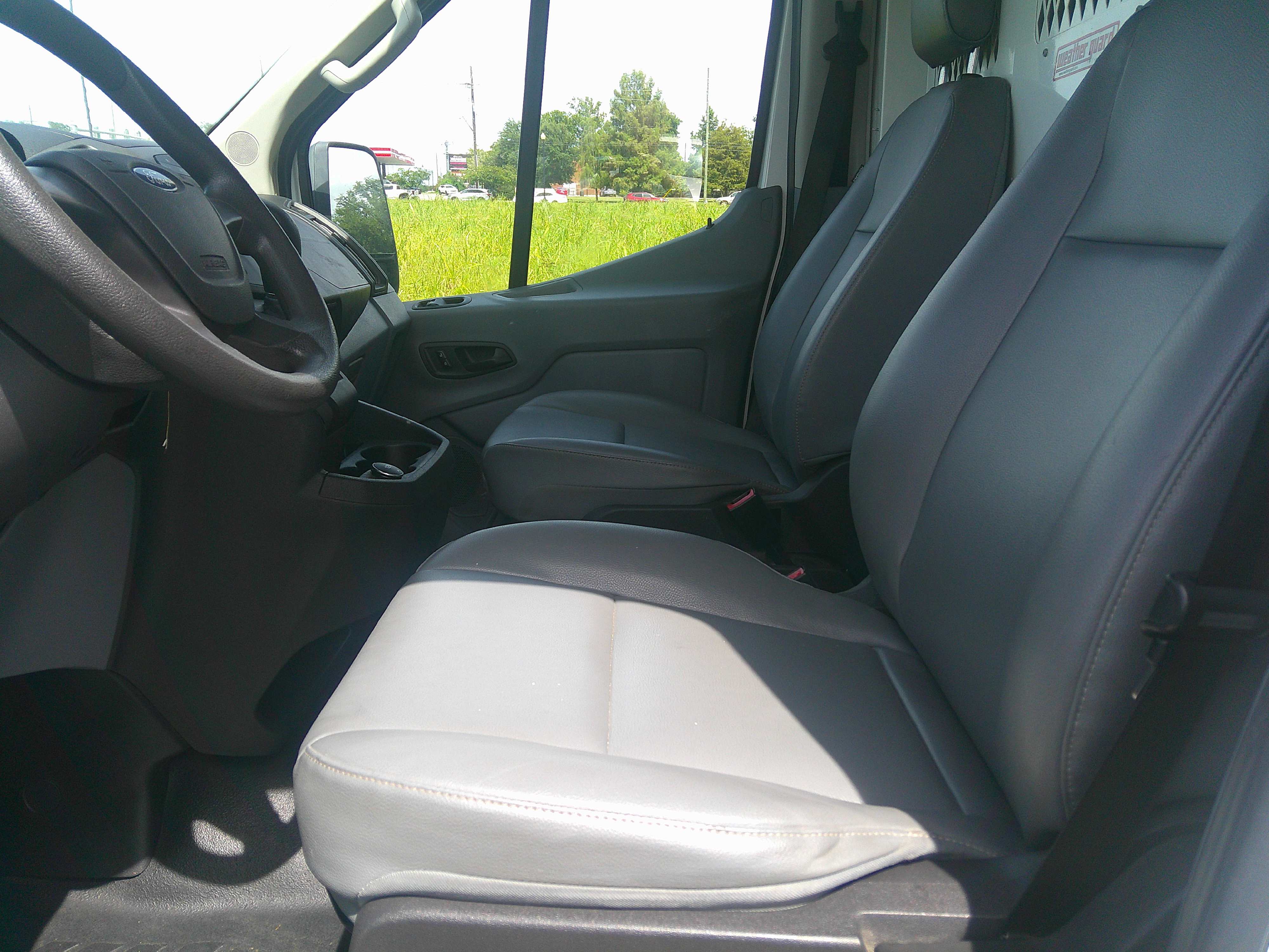 Used 2017 Ford Transit 250 148 Medium Roof RWD image 13