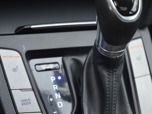 Used 2018 Hyundai Elantra Value Edition image 20