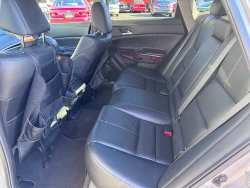 Used 2010 Honda Accord Crosstour EX-L image 13