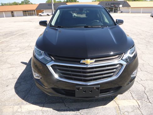 Used 2019 Chevrolet Equinox AWD LT w/ 1LT image 3