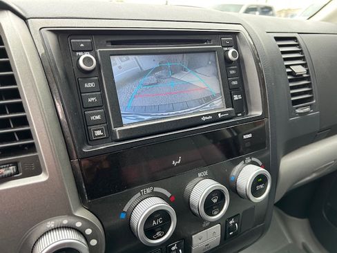 Used 2015 Toyota Sequoia Limited image 17