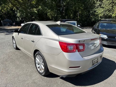 Used 2016 Chevrolet Malibu Limited LTZ image 10