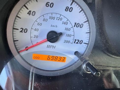 Used 2005 Toyota RAV4 image 18