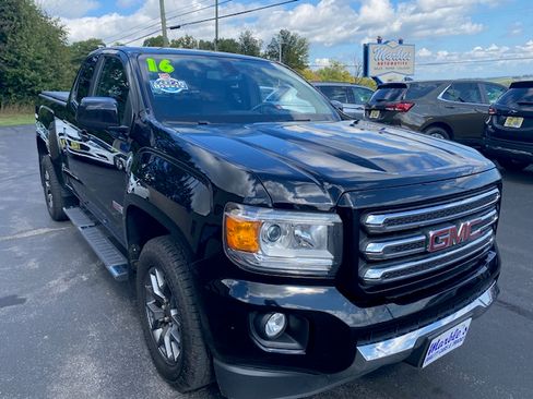 Used 2016 GMC Canyon SLE image 4