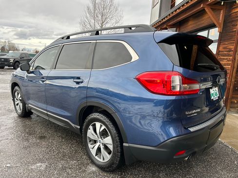 Used 2019 Subaru Ascent Premium image 3