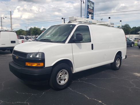 Used 2020 Chevrolet Express 2500 UNAVAIL RWD image 1