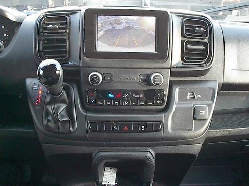 Used 2024 RAM ProMaster 2500 image 13