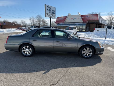 Used 2006 Cadillac DTS image 6