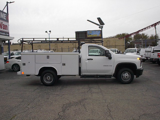 Used 2021 Chevrolet Silverado 3500 W/T RWD image 3