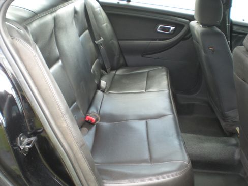 Used 2016 Ford Taurus Police Interceptor FWD image 6
