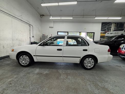 Used 1999 Toyota Corolla VE image 3