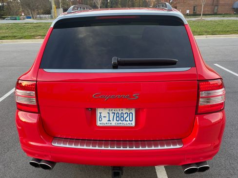 Used 2006 Porsche Cayenne S Titanium Edition image 7