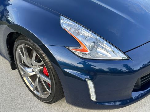 Used 2013 Nissan 370Z Touring Sport image 15