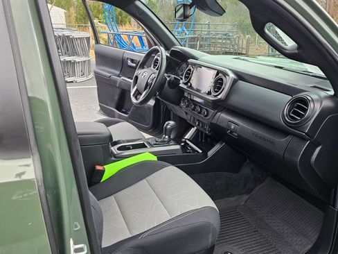 Used 2021 Toyota Tacoma image 16
