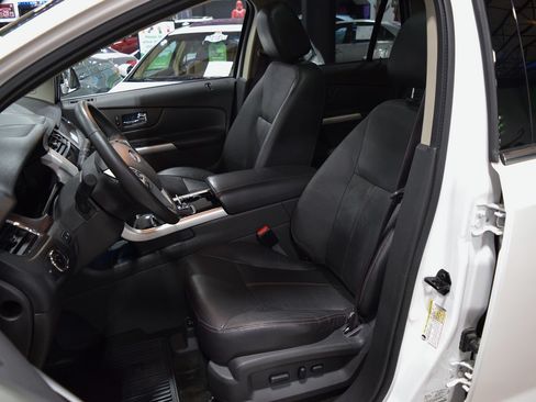 Used 2013 Ford Edge Limited image 17
