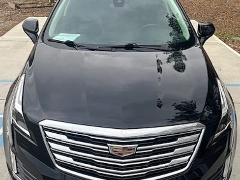 Used 2017 Cadillac XT5 Premium Luxury image 10