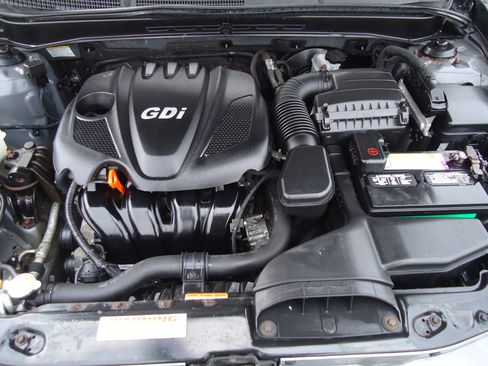 Used 2012 Hyundai Sonata GLS image 17