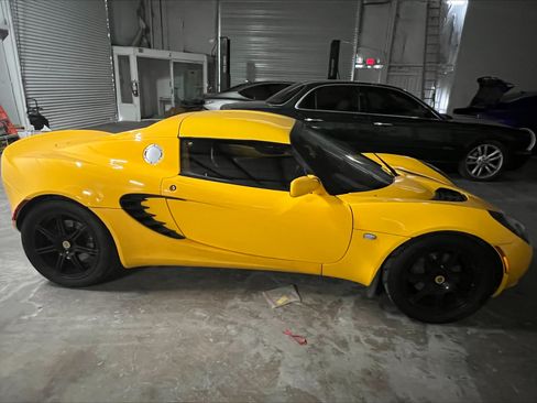 Used 2005 Lotus Elise UNAVAIL RWD image 7