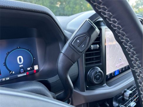Used 2024 Ford F150 XLT image 40