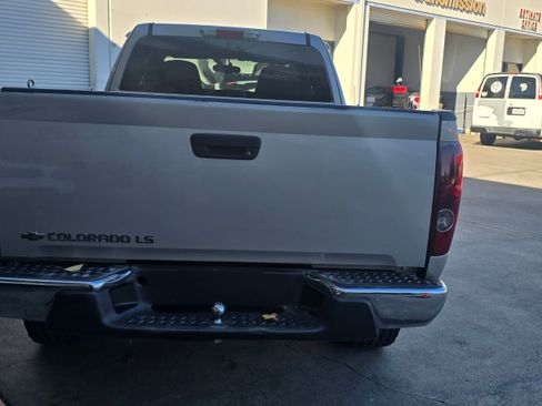 Used 2004 Chevrolet Colorado Z71 image 11