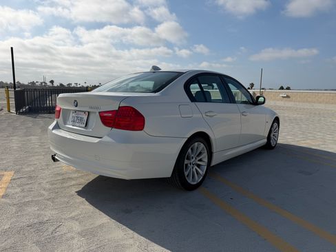 Used 2011 BMW 328i Sedan RWD image 13
