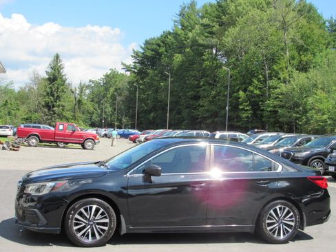 Used 2019 Subaru Legacy 2.5i AWD/4WD image 3