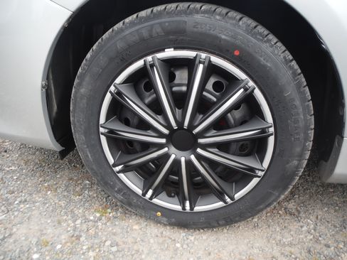 Used 2012 Toyota Corolla LE image 19