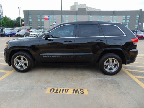 Used 2014 Jeep Grand Cherokee Laredo image 5