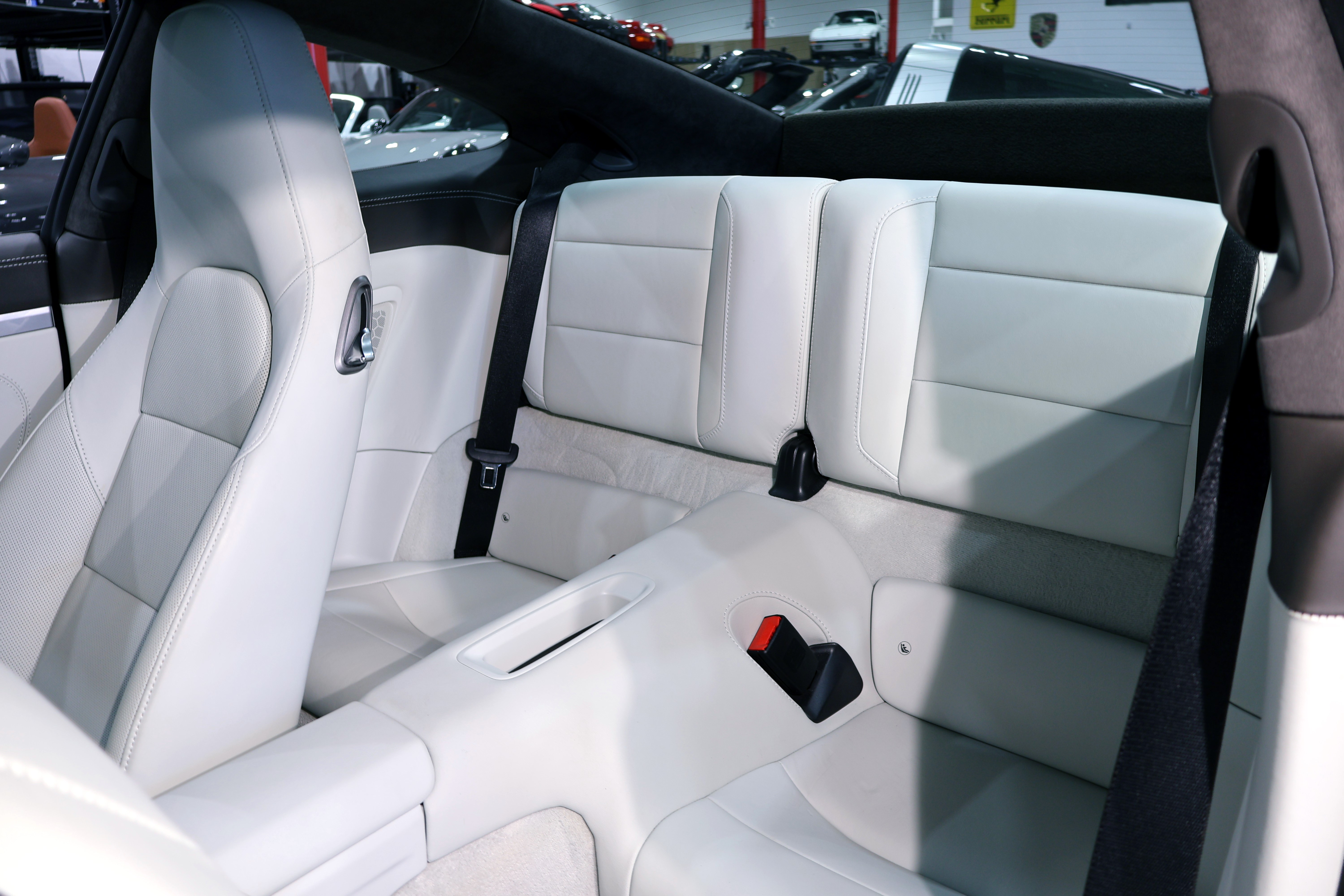 Used 2013 Porsche 911 Carrera RWD image 18