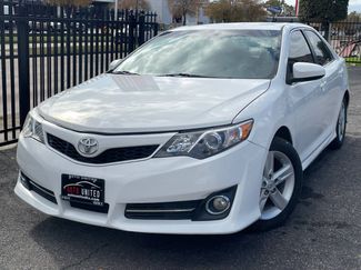 Used 2012 Toyota Camry SE image 1