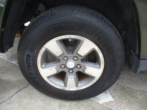 Used 2008 Jeep Liberty 2WD Sport image 13