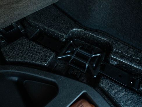 Used 2020 Toyota Prius image 16