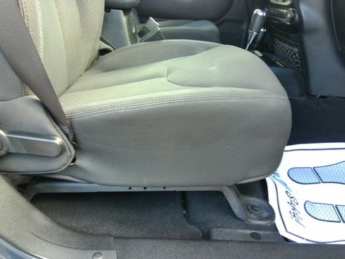 Used 2017 Jeep Wrangler Unlimited Sport S image 37