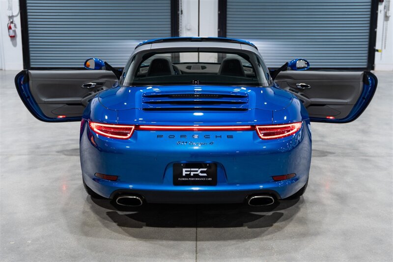 Used 2015 Porsche 911 Targa 4 AWD/4WD image 38