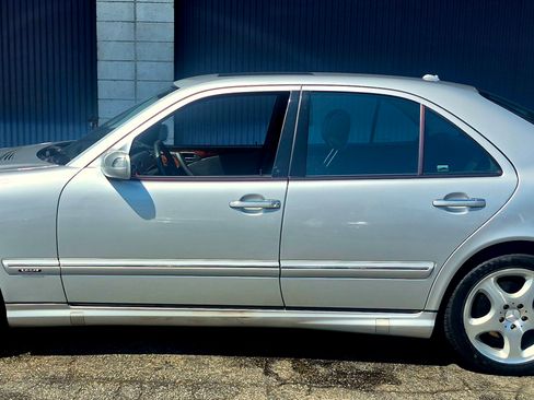 Used 2002 Mercedes-Benz E 430 Sedan image 4
