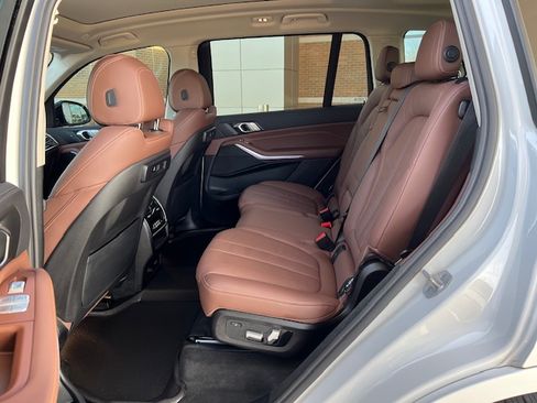 Used 2022 BMW X7 xDrive40i image 26