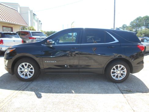 Used 2018 Chevrolet Equinox LT image 1