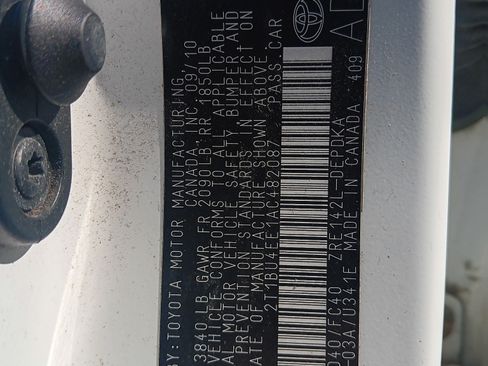 Used 2010 Toyota Corolla LE image 17