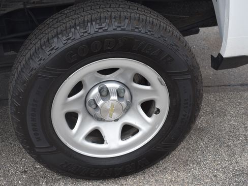 Used 2018 Chevrolet Silverado 1500 4x4 Double Cab image 47