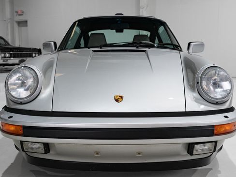 Used 1989 Porsche 911 Carrera image 3