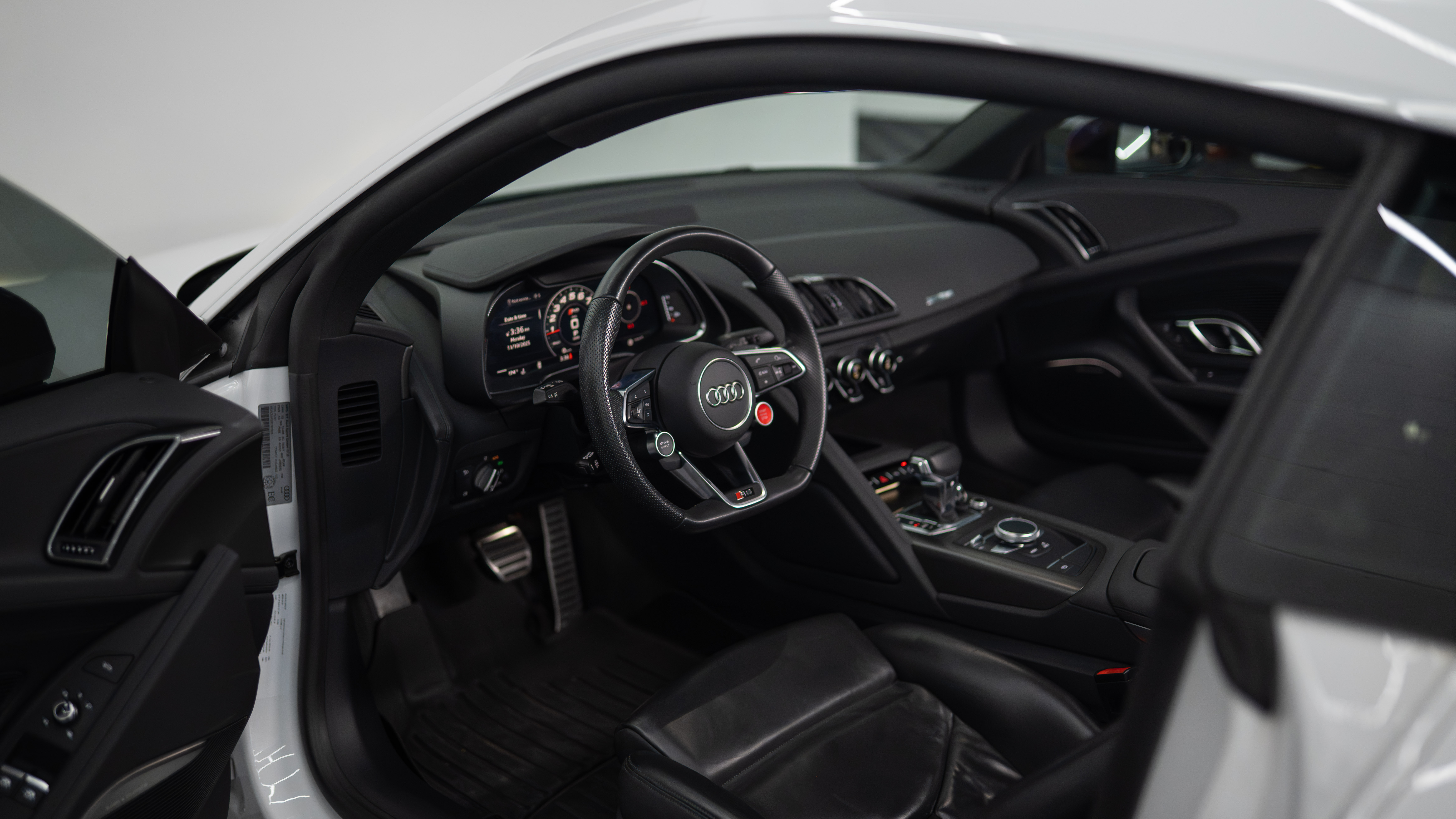 Used 2023 Audi R8 V10 performance Coupe RWD image 20