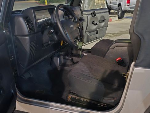 Used 2005 Jeep Wrangler Sport image 20