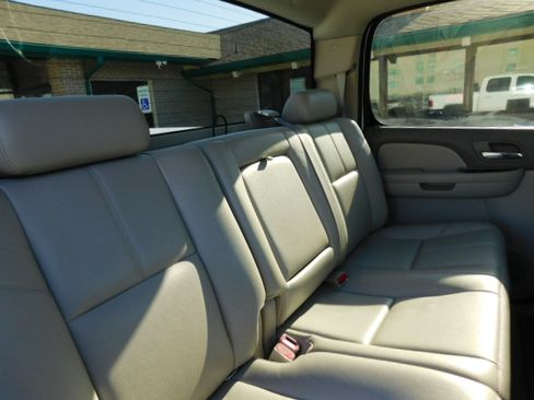 Used 2013 Chevrolet Silverado 1500 LTZ image 18