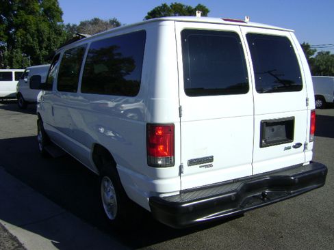 Used 2014 Ford E-350 and Econoline 350 XL image 5