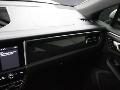 Used 2020 Porsche Macan S AWD/4WD image 24