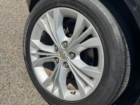 Used 2015 Chevrolet Impala LT image 25