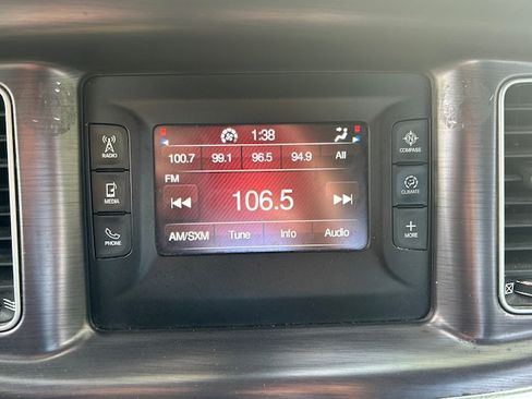 Used 2015 Dodge Charger SE image 15