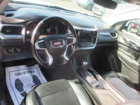 Used 2019 GMC Acadia SLT image 6